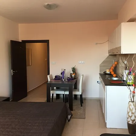 Salt Lägenhetshotell Pomorie