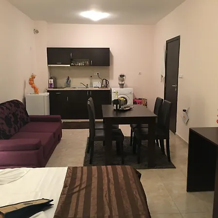 Апартхотел Salt 3*