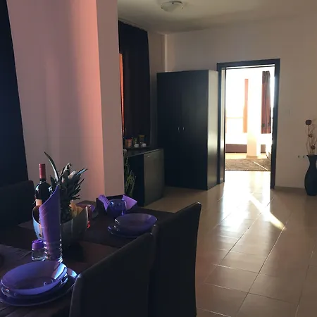 Апартхотел Salt