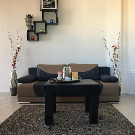 Salt Апартхотел Поморие