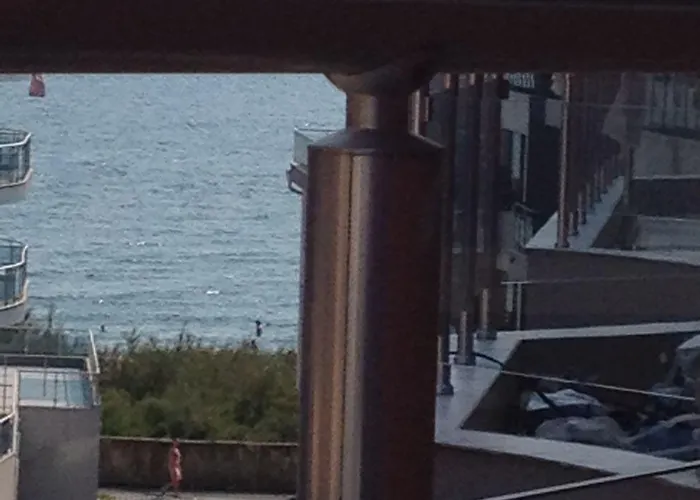 Beach Salt Lake Поморие