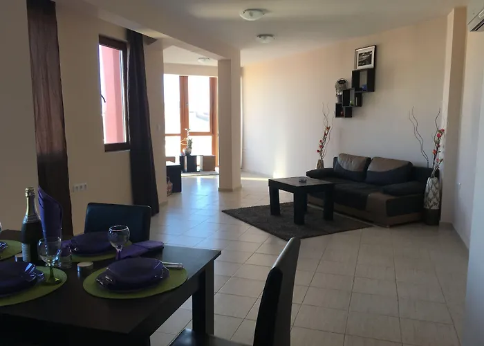 Апарт-отель Beach Salt Lake 3*