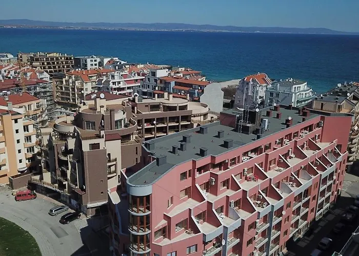 Апарт-отель Beach Salt Lake 3*